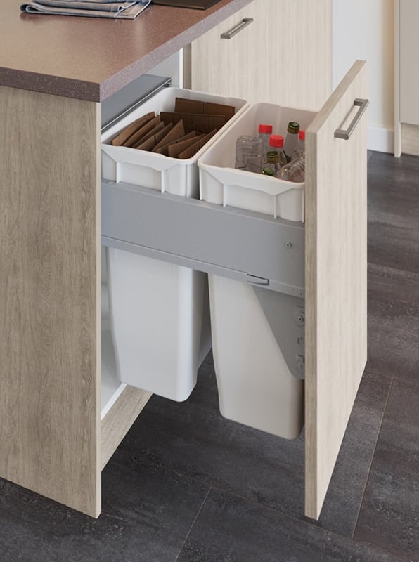 Pull-out bin