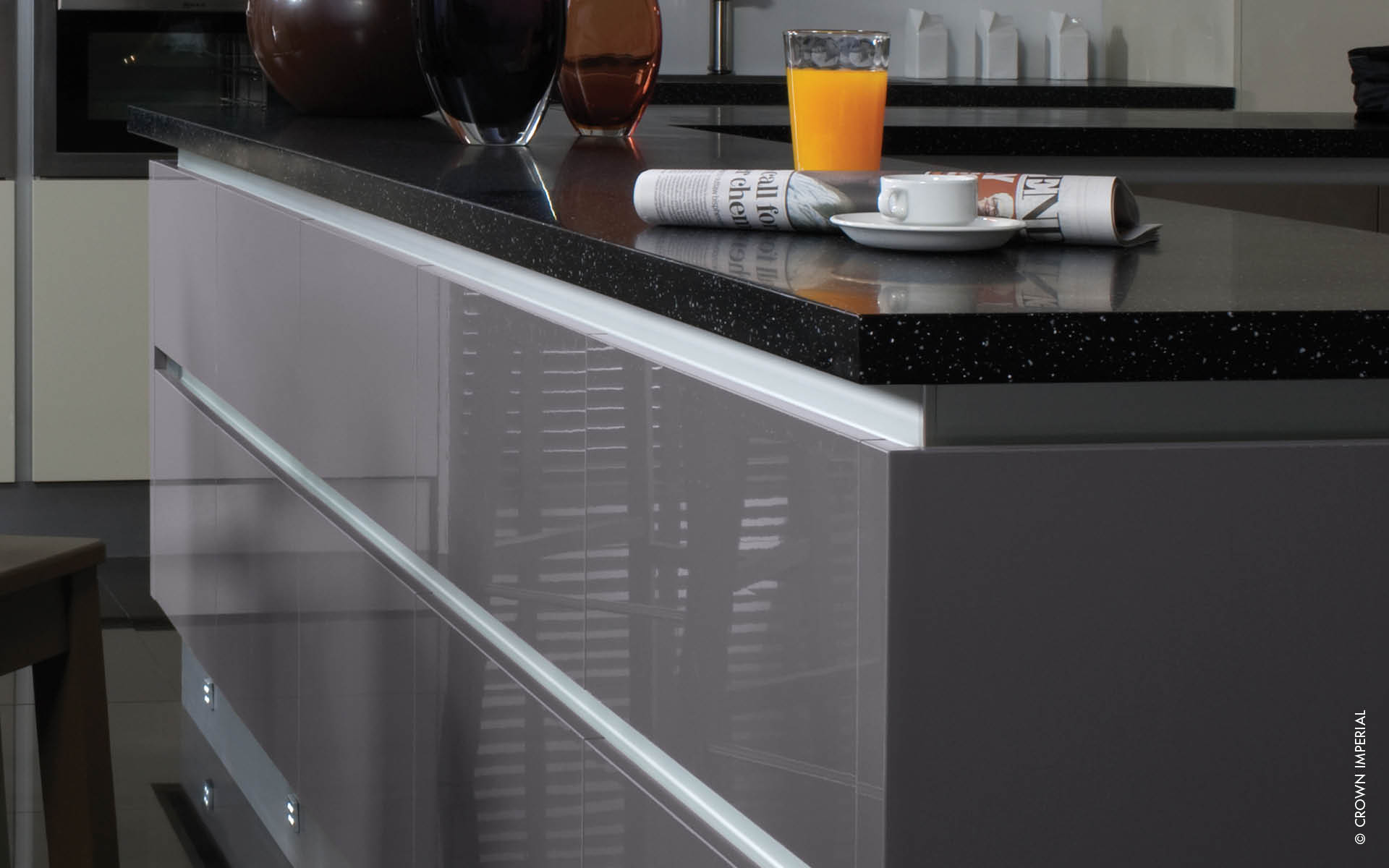 Grey gloss kitchen