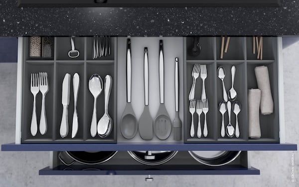 Cutlery tray