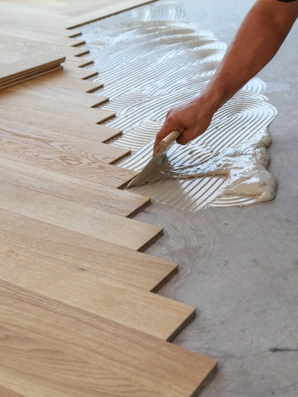 Flooring in a fitted kitchen